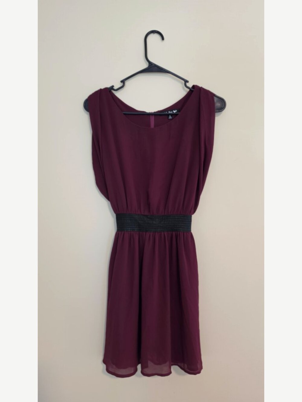 Double Zero Plum Burgundy Chiffon Mini Dress Black Waistband Sash - Size S - Picture 2 of 4